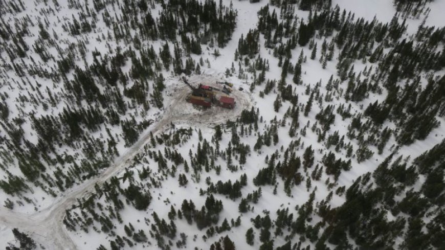 Iamgold, Vanstar hike gold resource at Nelligan in Quebec